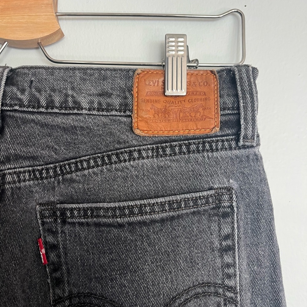 Levi’s Wedgie High Ride Jean - Picture 3 of 4